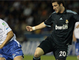 Sigue la fiesta: encierro rápido y limpio en Pamplona