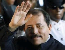 Chávez y su adicción por los petrodólares del imperio