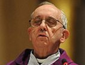 Bergoglio declara por la desaparición de dos sacerdotes