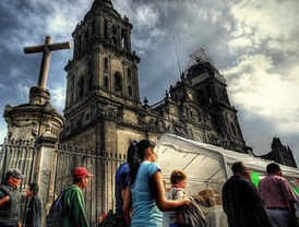 Las plazas de Latinoamérica cierran al alza impulsadas por Wall Street