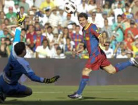 Alan García viajó a Chile con un millón de soles en ayuda humanitaria