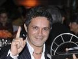 IU presenta su lema electoral: 'LlamazarES izquierda útil'