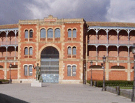 La Junta pide a Unicaja y CajaSur un acuerdo sobre la fusión antes del 21 de mayo