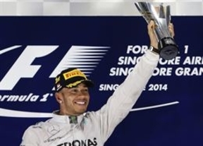 Gran Premio de Singapur: Hamilton logra la victoria y se hace con el liderato del Mundial