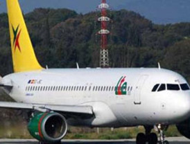 El 'Superbarça' suma, sigue y mete presión al Madrid: muy fácil ante el Depor (3-0)