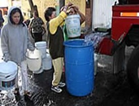 Obama agradece la 'valiente e histórica campaña' de Hillary