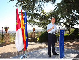 Tráfico intenso en las salidas de las grandes ciudades