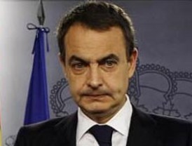 Zapatero remodela su Gobierno con pesos pesados