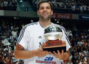 Felipe Reyes, más blanco todavía: el MVP de la Liga ACB renueva por dos temporadas con 'su' Madrid