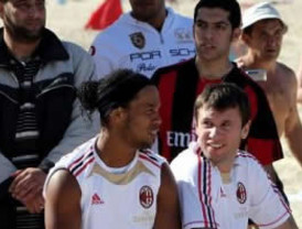 Correa y Kirchner abordarán 'temas prioritarios' de Unasur