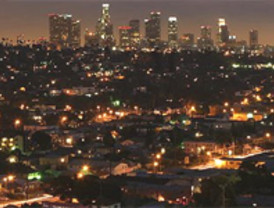 La enfermera se ofreció a alimentar a los bebés ante el colapso