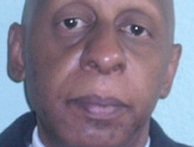 Barcelona homenajea a su ‘hijo’ González Ledesma