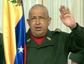 El Atlético se olvida de Agüero y vuelve a confiar en Forlán para avanzar en la Liga Europa