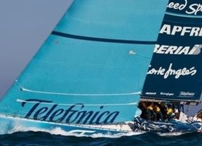 Vela. El 'Telefónica' cae al cuarto puesto, pero sigue aspirando a la victoria en la Vuelta al Mundo