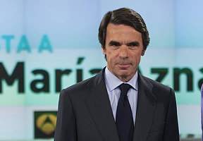 Aznar se hace el 'duro' al responder sobre la entrevista de Rajoy y González