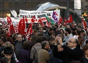 Los sindicatos convocan manifestaciones en toda España contra la reforma laboral tras ver al Rey