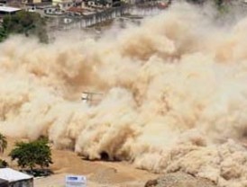 Zelaya pide actuar ‘con fuerza’ a EE.UU.