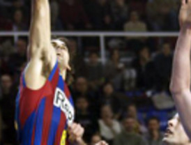 El Barça se impone claramente al DKV Joventut en un derbi sin color (83-63)