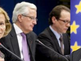 Bruselas pone en duda las previsiones del Gobierno y pide más ajustes