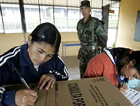 Revocatoria: dos funcionarios fuera