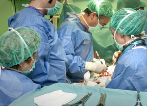El Hospital de Guadalajara incorporará una compleja cirugía para tratar a pacientes con escoliosis