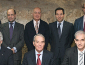 El BE venderá CajaSur en bloque entre entidades nacionales o extranjeros