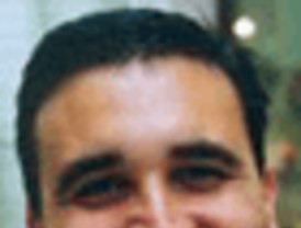 Nadal, como 'la roja': se acerca al sueño del título en Wimbledon