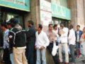 Rajoy acusa a Zapatero y su Gobierno de 'ir a la deriva' y le recrimina su gestión de la crisis del 'Marine I'