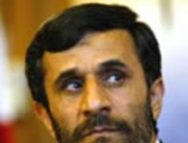 Ahmadineyad insta a mujeres a casarse a los 16