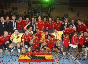 La Roja con más títulos internacionales, máxima favorita en el torneo que otorga plazas para el Mundial 2012