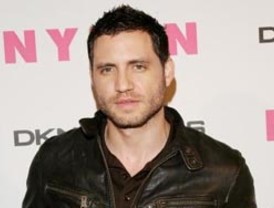 Édgar Ramírez 'muy conmovido' por su candidatura al Globo