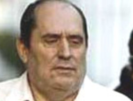 La Fiscalía pide un año y 3 meses de prisión para los encapuchados que quemaron fotos de los Reyes