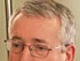 Aguirre saca un dictamen exculpando a los suyos del espionaje