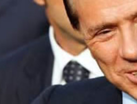 Berlusconi se cuela en directo para cargar contra los periodistas