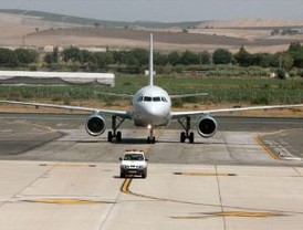 Un total 56 controladores abandonaron su puesto de trabajo en los aeropuertos andaluces