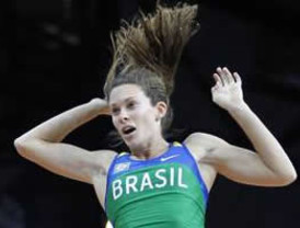 Fabiana Murer, campeona de la Liga Diamante, atleta del año en Brasil