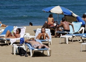 La playa se impone claramente desde abril