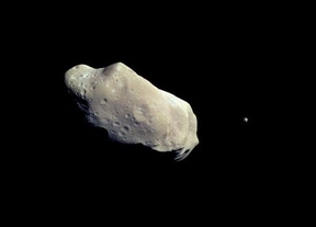 El asteroide 'granadino' pasará tan cerca de la Tierra que se podrá ver... ¡con prismáticos!