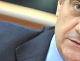 Al padre de Mari Luz no le convence entrar en UPyD