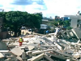 Doce cadáveres rescatados y la esperanza de encontrar a alguien vivo se desvanece