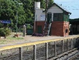 Del Bosque vuelve a sus 'clásicos': Iniesta, Torres y Reina convocados para los dos partidos de La Roja