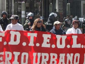 Sectores sociales se articulan para exigir aumento salarial