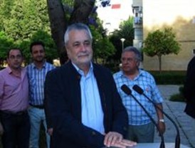 ¿Han pactado Rubalcaba y Chacón?