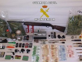 Detenidos diez jóvenes presuntos implicados en una red de venta de drogas en Cortegana y Aracena