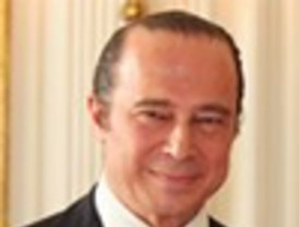 Antonio Vázquez recibe la Orden de Isabel La Católica