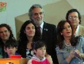 Feijóo recurre a los griegos y romanos para justificar a Aznar