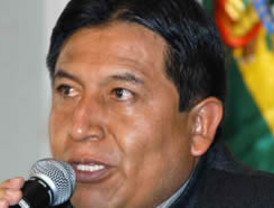 SEP pide a los empresarios abrir puertas a universitarios