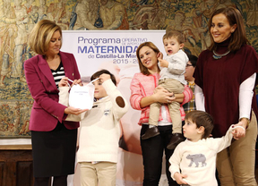 El Plan de Apoyo a la Maternidad de Castilla-La Mancha estará en marcha el 1 de enero
