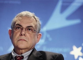 Grecia podría necesitar un tercer rescate, admite su primer ministro Lucas Papademos