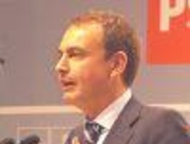 Zapatero finalizó su visita con un acto en el centro de Galicia